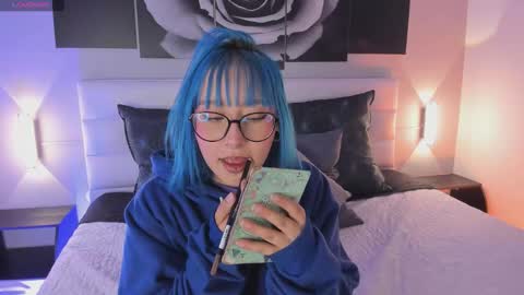 sofi_sp online show from October 7, 2025, 11:40 am