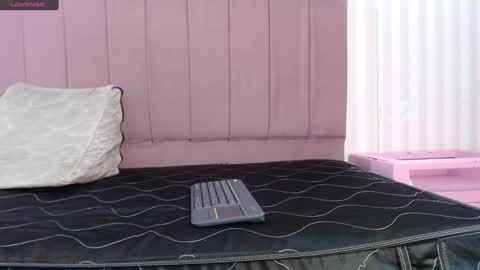 Susy online show from December 9, 2024, 7:29 pm