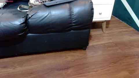 Susy online show from December 16, 2024, 5:11 pm