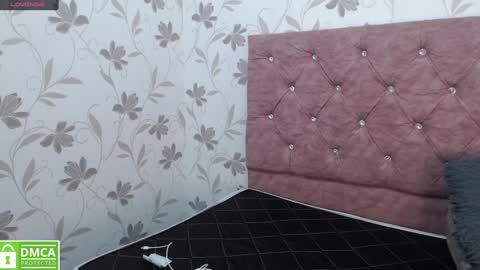 Susy online show from December 19, 2024, 4:23 am