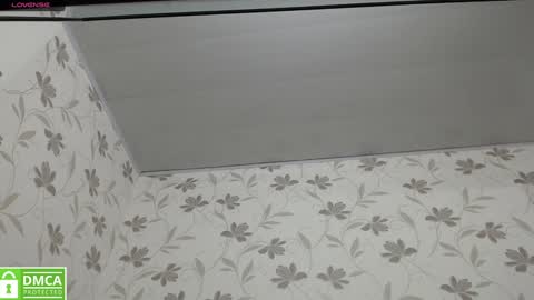 Susy online show from February 1, 2025, 7:34 pm