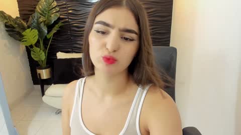 Skarlett online show from December 6, 2024, 12:49 pm