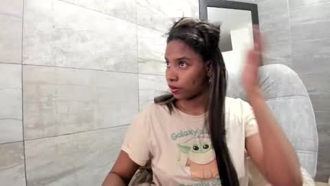 sofia86379 online show from December 15, 2024, 7:31 pm