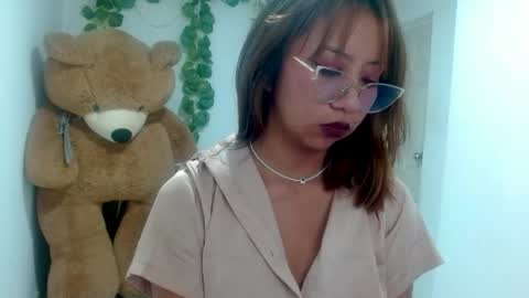 sofia_762254 online show from May 4, 2026, 8:49 pm