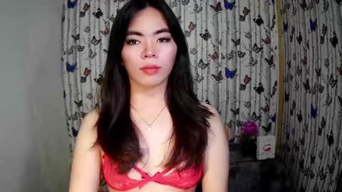 Snapshot of sofia_ava24 chatting on December 12, 2024, 9:19 am Chady online show from December 12, 2024, 9:19 am