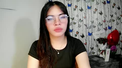 Snapshot of sofia_ava24 chatting on January 29, 2025, 4:05 am Chady online show from January 29, 2025, 4:05 am