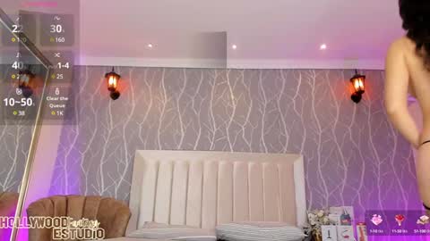 Snapshot of sofia_cleyton1 chatting on December 4, 2024, 12:25 pm    online show from December 4, 2024, 12:25 pm