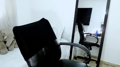 Snapshot of sofia_erotic chatting on December 6, 2024, 9:24 pm sofia Ill be back on Tuesday June 4.  online show from December 6, 2024, 9:24 pm