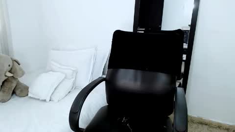 Snapshot of sofia_erotic chatting on December 9, 2024, 4:15 pm sofia Ill be back on Tuesday June 4.  online show from December 9, 2024, 4:15 pm