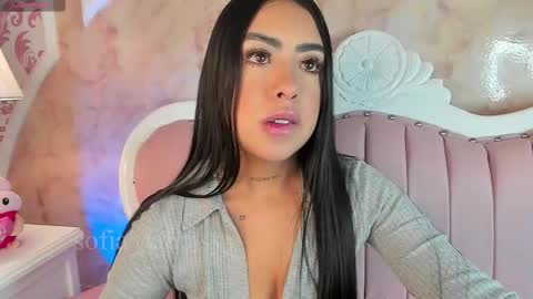 Snapshot of sofia_fantasyy chatting on December 4, 2025, 12:03 pm Sofia fantasyy Online 0700 to 1400 gmt-5 online show from December 4, 2025, 12:03 pm