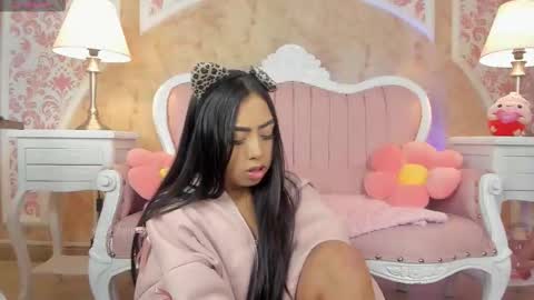 Snapshot of sofia_fantasyy chatting on February 3, 2026, 12:32 pm Sofia fantasyy Online 0700 to 1400 gmt-5 online show from February 3, 2026, 12:32 pm