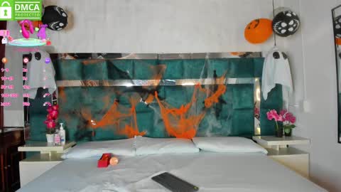 Snapshot of sofia_gomez1_ chatting on October 26, 2025, 1:06 pm Sofia online show from October 26, 2025, 1:06 pm