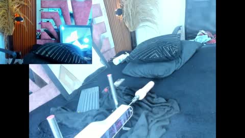 sofia gutierrez   online show from February 3, 2025, 7:40 am