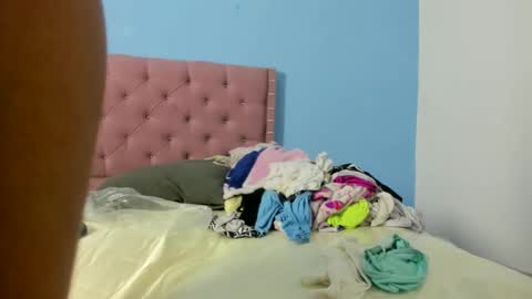sofia_hot80 online show from December 10, 2024, 11:32 am
