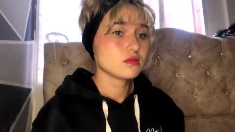 Snapshot of sofia_jimenezz chatting on October 17, 2025, 9:17 pm Sofia Jimenez online show from October 17, 2025, 9:17 pm