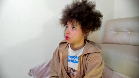 Snapshot of sofia_kay_ chatting on May 31, 2026, 11:50 am S O F I A online show from May 31, 2026, 11:50 am