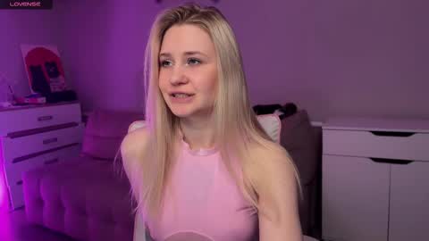 Sofia online show from February 18, 2026, 3:24 am