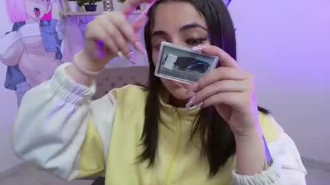 Snapshot of sofia_lara28 chatting on June 24, 2026, 6:18 pm sofia_lara28 online show from June 24, 2026, 6:18 pm