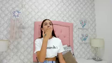 sofia_martinez9 online show from July 8, 2026, 7:07 pm