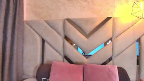 Snapshot of sofia_pamela_ chatting on June 30, 2026, 6:53 pm online show from June 30, 2026, 6:53 pm