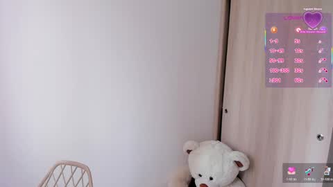 Snapshot of sofia_rivers_ chatting on April 13, 2026, 5:40 pm sofia_rivers_ online show from April 13, 2026, 5:40 pm