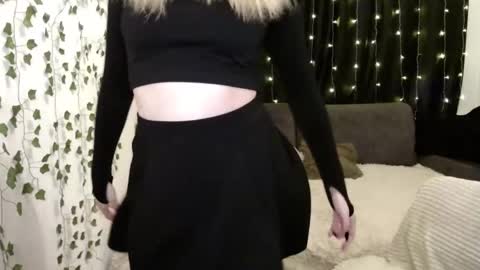 sofia_rosemary online show from January 20, 2025, 3:50 pm