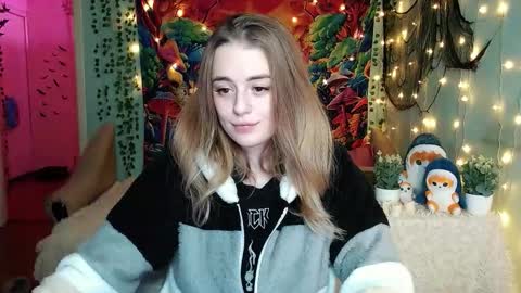 sofia_rosemary online show from December 4, 2025, 4:38 pm