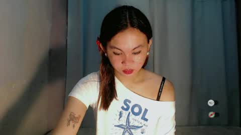 sofia_sweetheart18 online show from June 11, 2026, 3:04 am