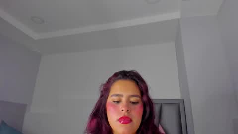 Snapshot of sofia_villareal chatting on September 23, 2025, 12:19 pm Sofa online show from September 23, 2025, 12:19 pm