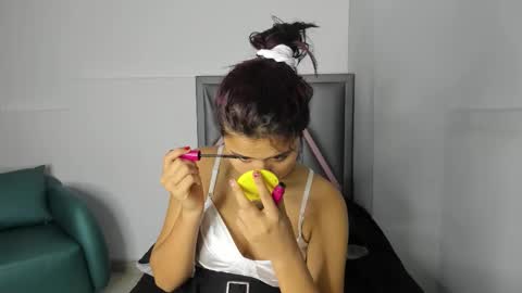 Snapshot of sofia_villareal chatting on September 27, 2025, 11:59 am Sofa online show from September 27, 2025, 11:59 am