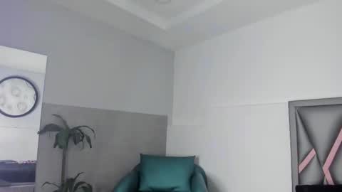 Snapshot of sofia_villareal chatting on September 29, 2025, 11:59 am Sofa online show from September 29, 2025, 11:59 am