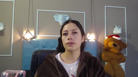 Snapshot of sofia_white3 chatting on December 3, 2025, 11:19 am Sofa online show from December 3, 2025, 11:19 am