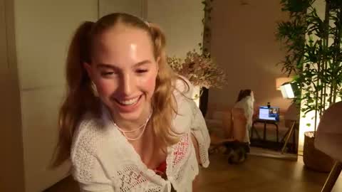 Sofia online show from October 28, 2025, 4:53 pm