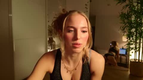 Sofia online show from November 24, 2025, 5:45 pm