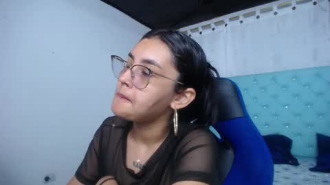 Snapshot of sofiaasexy19 chatting on October 17, 2025, 12:41 pm Sofia online show from October 17, 2025, 12:41 pm