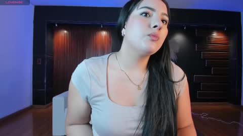 Snapshot of sofiacaramel chatting on October 26, 2025, 1:28 pm Sofia caramel online show from October 26, 2025, 1:28 pm