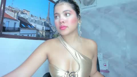 sofiacastillo01 online show from May 29, 2026, 1:31 pm