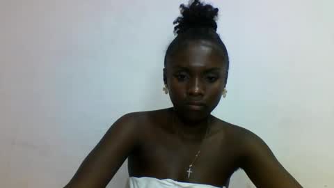 sofia online show from February 25, 2026, 6:28 pm