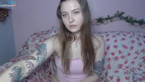 Snapshot of sofiafaerie chatting on April 5, 2026, 3:58 am sofiafaerie online show from April 5, 2026, 3:58 am