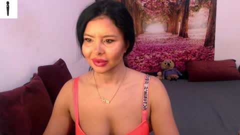sofialiub online show from December 6, 2024, 11:11 am