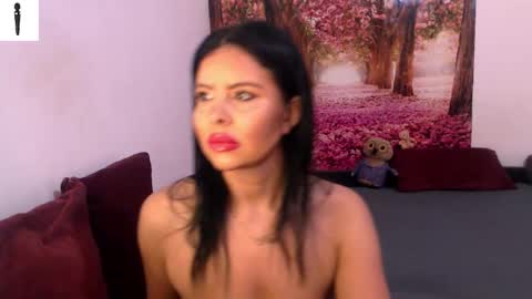 sofialiub online show from December 9, 2024, 1:45 pm