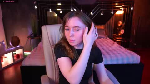 SofiaLuxuryy online show from March 11, 2026, 2:56 pm