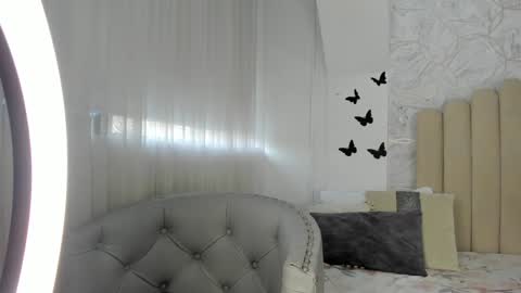 Sofia  online show from December 23, 2024, 12:41 pm