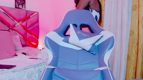 Snapshot of sofiarou chatting on October 19, 2025, 4:46 am Sofia online show from October 19, 2025, 4:46 am