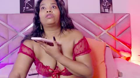 Snapshot of sofiarou chatting on October 29, 2025, 12:46 am Sofia online show from October 29, 2025, 12:46 am