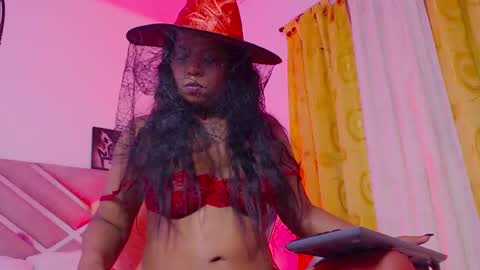 Snapshot of sofiarou chatting on October 30, 2025, 12:56 am Sofia online show from October 30, 2025, 12:56 am