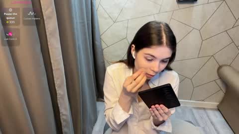 Sofia online show from April 8, 2026, 9:53 am