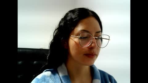 Snapshot of sofiawhite3 chatting on January 11, 2026, 11:26 am Sofi online show from January 11, 2026, 11:26 am