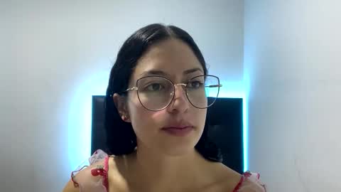 Snapshot of sofiawhite3 chatting on March 22, 2026, 12:41 pm Sofi online show from March 22, 2026, 12:41 pm