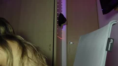 Snapshot of sofiax5 chatting on September 18, 2025, 11:51 pm Sofi online show from September 18, 2025, 11:51 pm